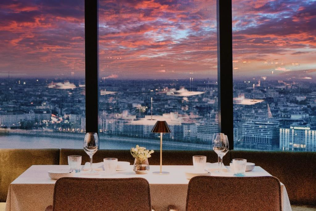 A table overlooking Budapest at sunset at VIRTU